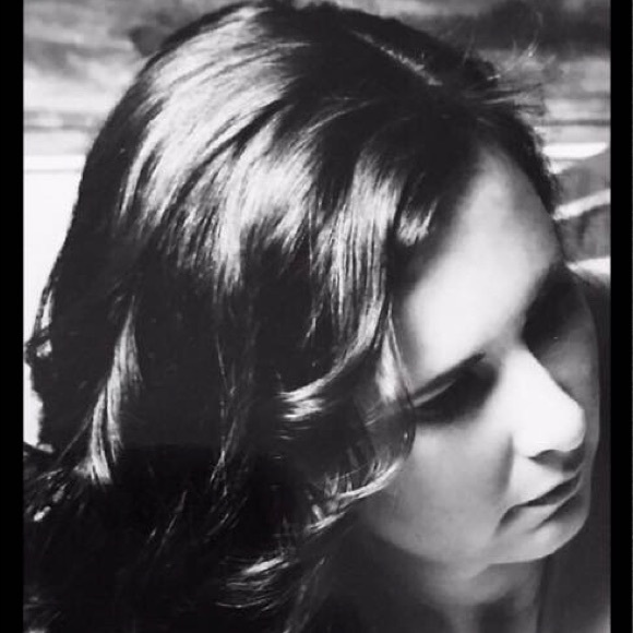 Meet your Posher, Amanda - Picture 1 of 1